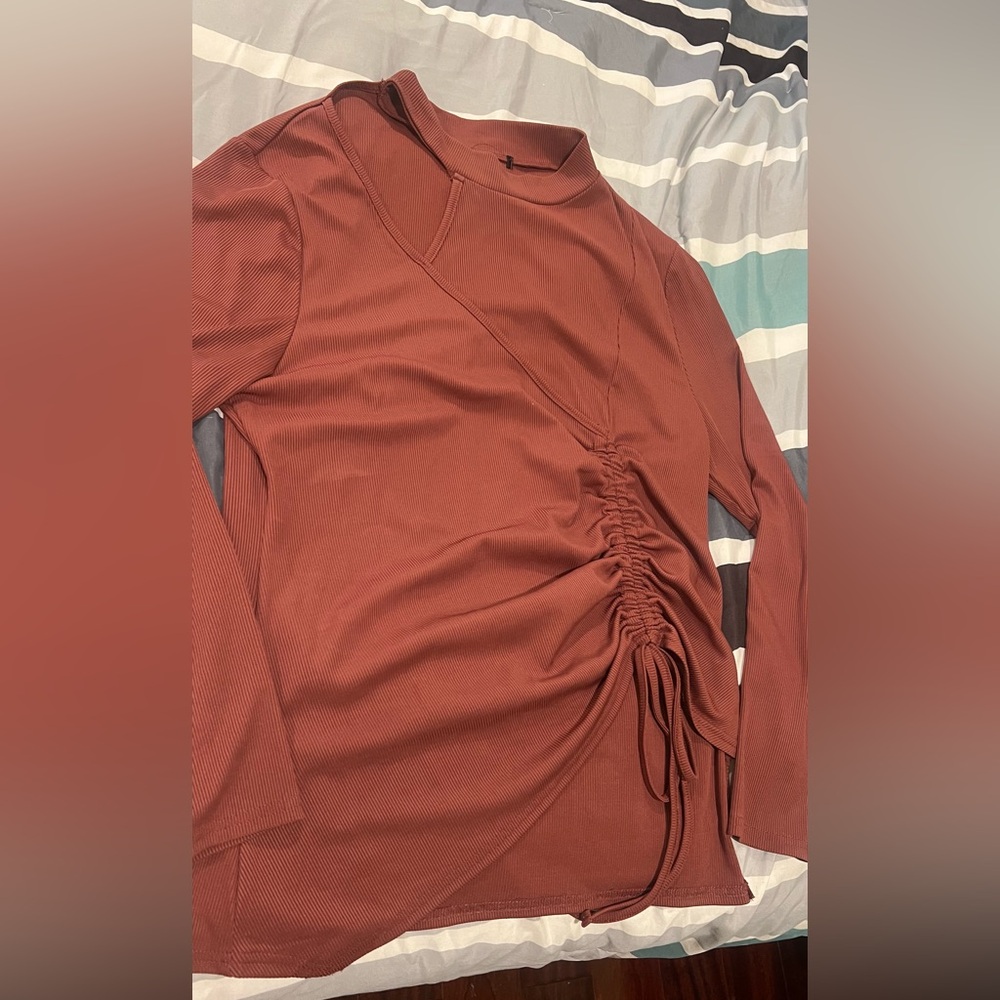 BIG SALE(5 for $20)- Women's Rust Ruched Top